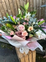 Peachy Love Lily and Rose Bouquet