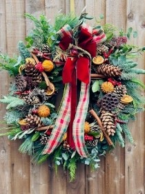 Festive Traditions Wreath