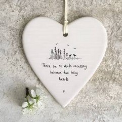 Small sentiment gift box